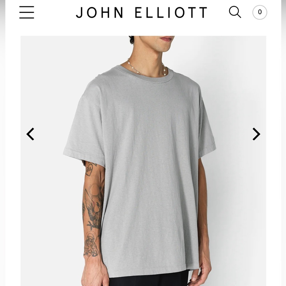 JOHN ELLIOT | university tee